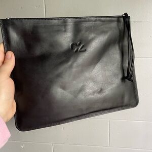 m0851 C2 Black Leather Clutch Bag